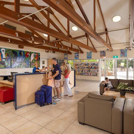Ashmore Palms Holiday Village Гоулд Коуст Екстериор снимка