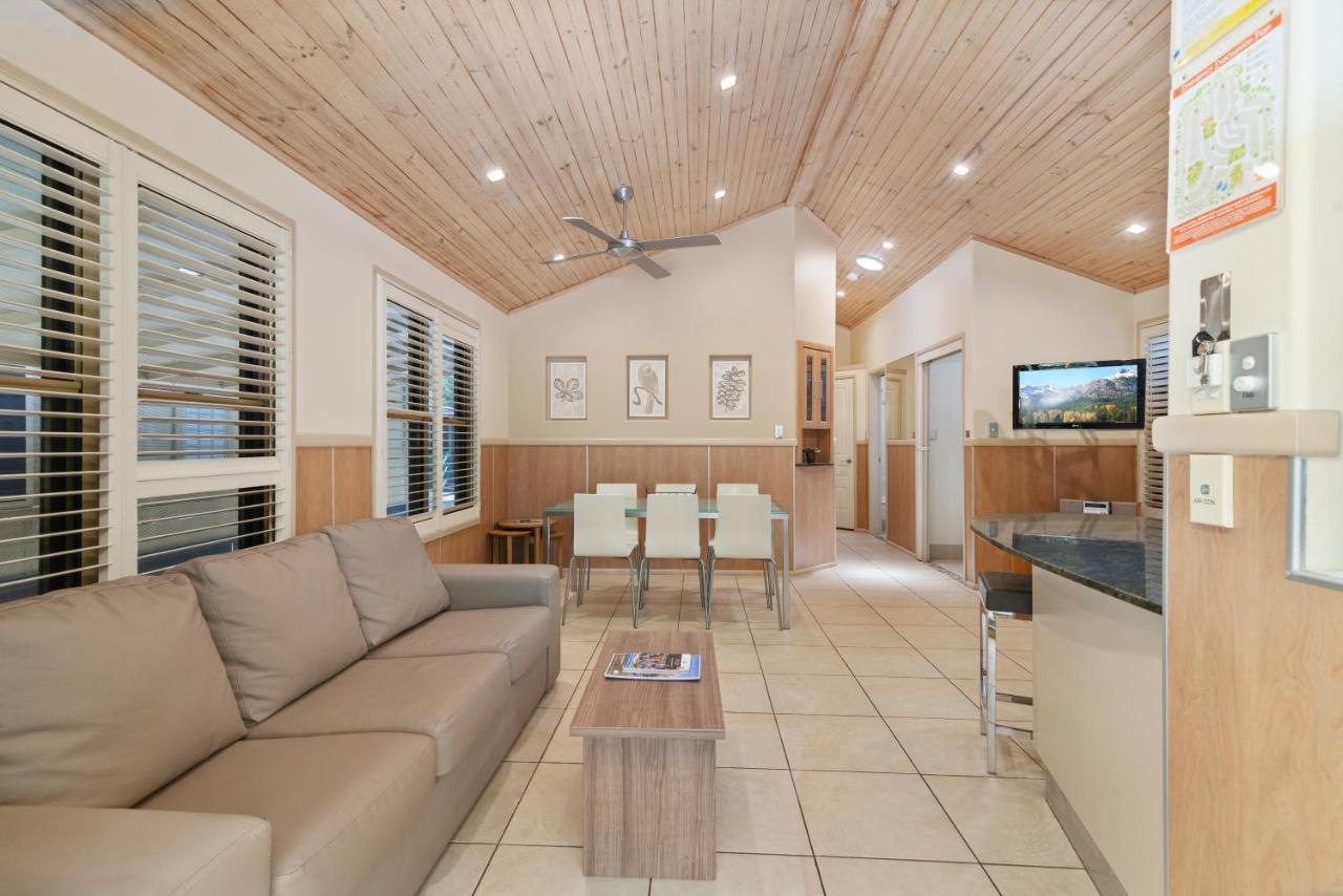 Ashmore Palms Holiday Village Гоулд Коуст Екстериор снимка